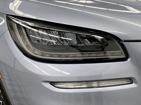 Used 2022 Lincoln Corsair Reserve w/ Luxury Package image 32