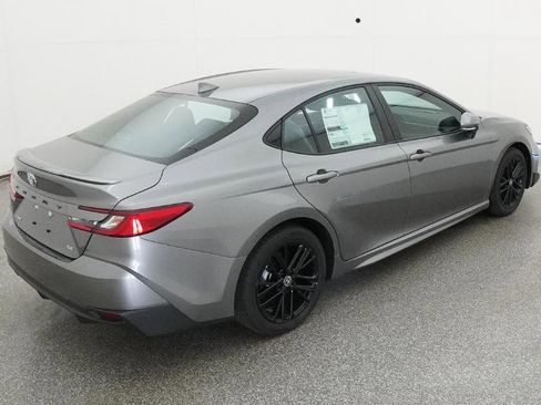 New 2026 Toyota Camry SE FWD image 12