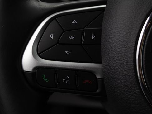 Used 2021 Jeep Compass Limited image 19