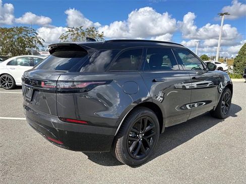 New 2025 Land Rover Range Rover Velar Dynamic SE image 5