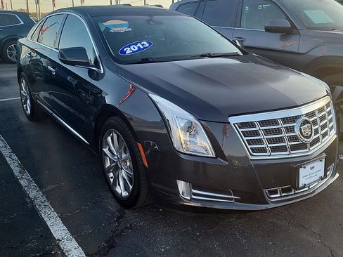 Used 2013 Cadillac XTS Luxury w/ Driver Awareness Package image 8