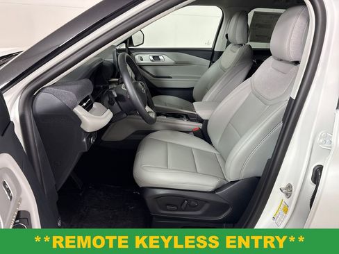 New 2026 Ford Explorer Active w/ Active Comfort Package RWD image 22