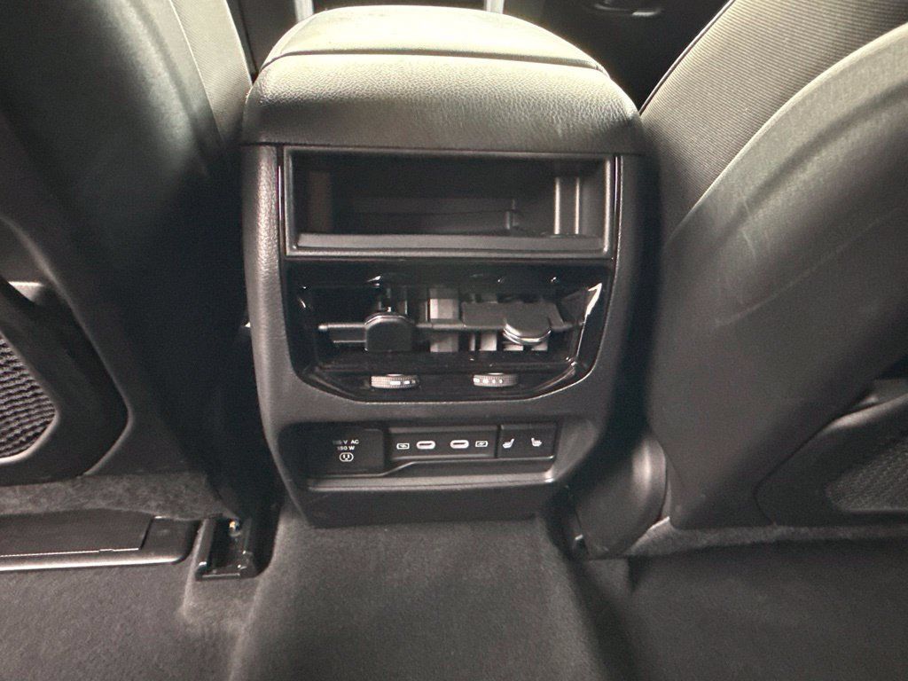 Used 2026 Jeep Grand Cherokee Limited AWD/4WD image 20