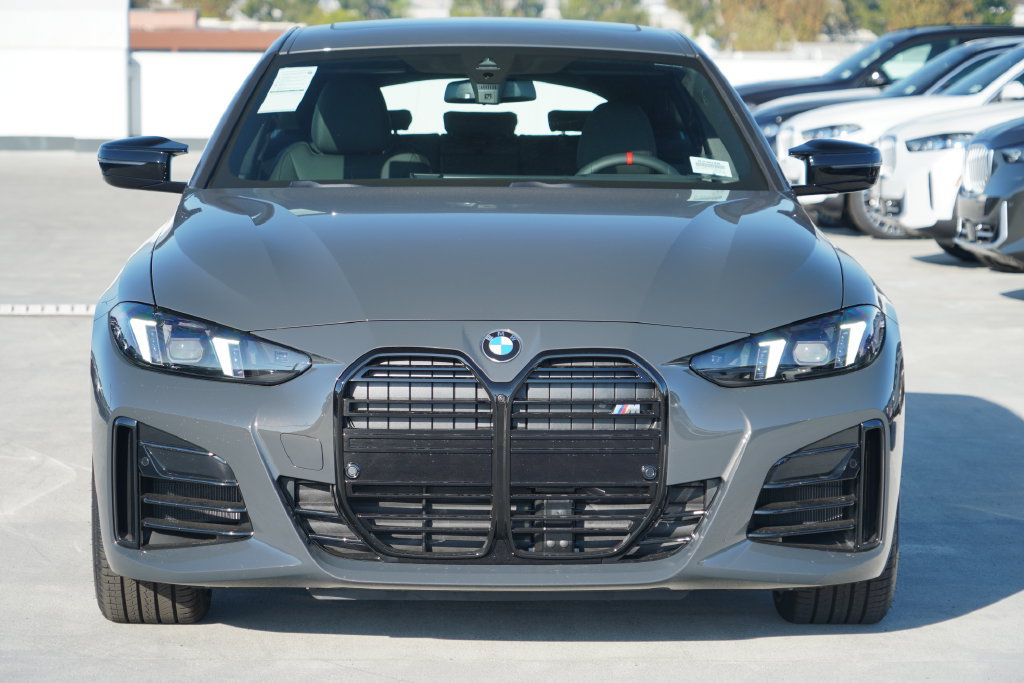 New 2026 BMW M440i w/ Premium Package RWD image 2