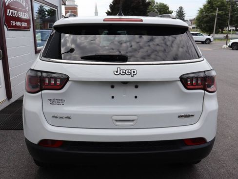 Used 2023 Jeep Compass Latitude AWD/4WD image 3