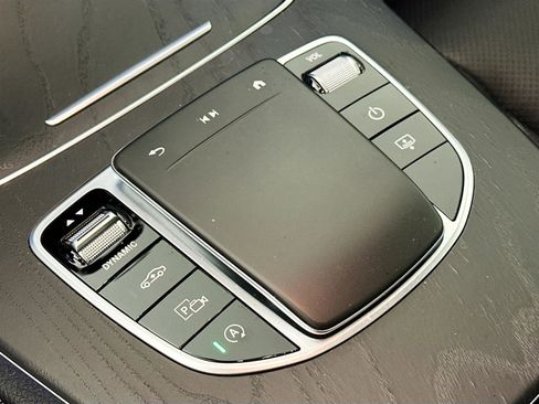 Certified 2022 Mercedes-Benz E 450 4MATIC Sedan image 22