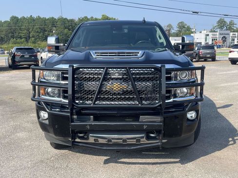 Used 2019 Chevrolet Silverado 2500 High Country w/ Duramax Plus Package AWD/4WD image 8