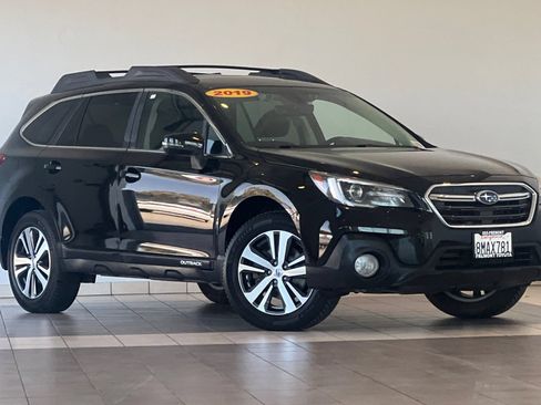 Used 2019 Subaru Outback 3.6R Limited AWD/4WD image 2