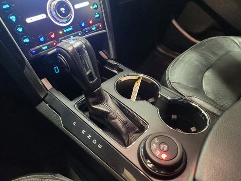 Used 2018 Ford Explorer Limited w/ Equipment Group 301A image 26