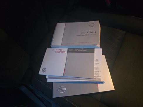 Used 2017 Nissan Titan SV image 40