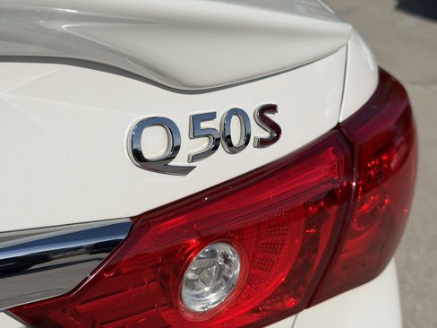 Used 2016 INFINITI Q50 Red Sport 400 image 10