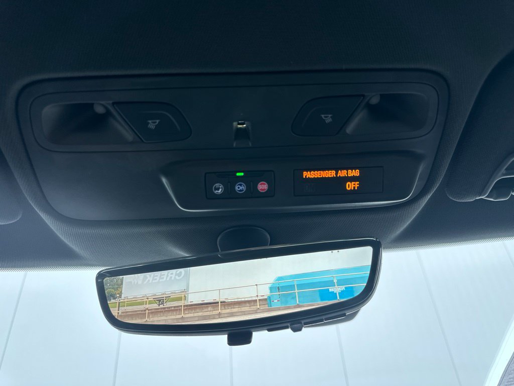 Used 2022 Chevrolet Camaro SS RWD image 36