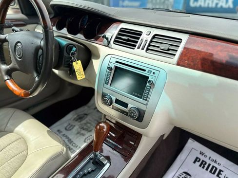 Used 2008 Buick Lucerne Super image 26