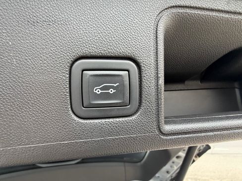 Used 2023 GMC Terrain AT4 AWD/4WD image 17