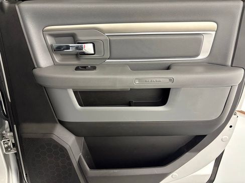 Used 2018 RAM 2500 Big Horn image 36