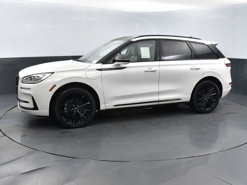 New 2026 Lincoln Corsair Grand Touring image 5