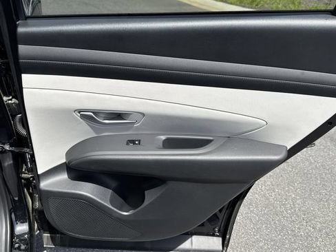 New 2026 Hyundai Tucson SEL FWD image 18