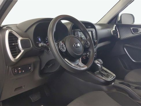 Used 2021 Kia Soul S image 42
