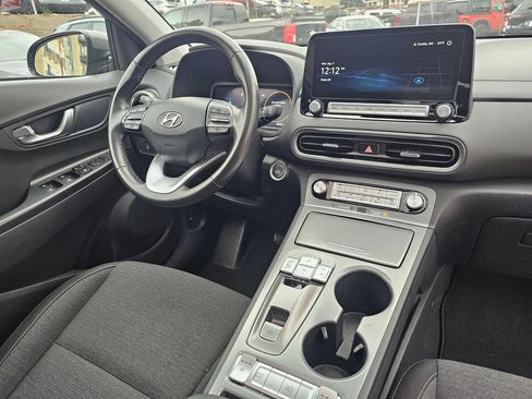 Used 2023 Hyundai Kona SEL FWD image 11