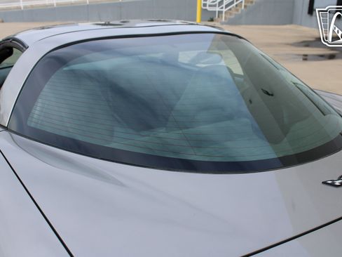 Used 1998 Chevrolet Corvette Coupe w/ Performance Handling Pkg image 39