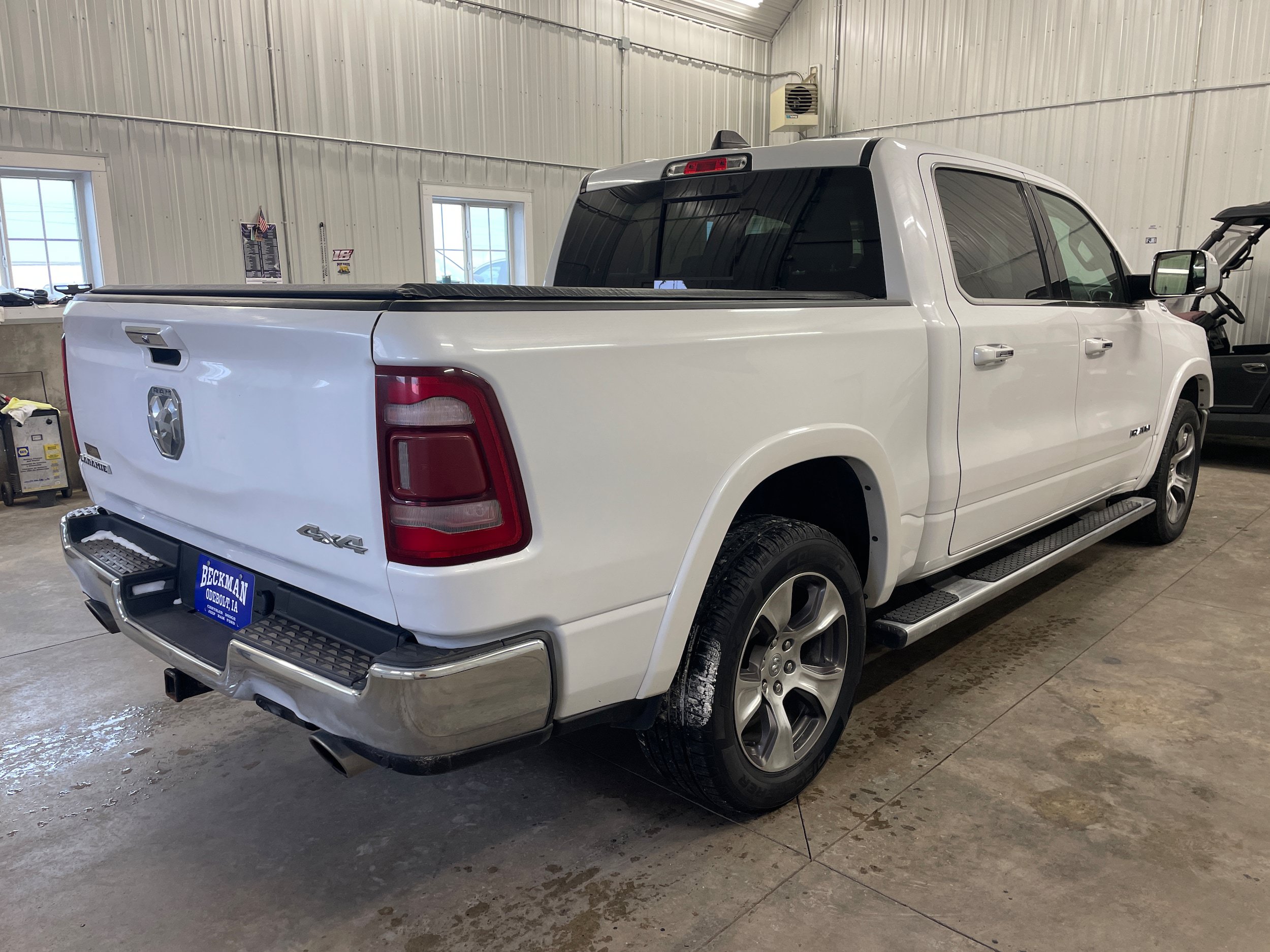 Used 2019 RAM 1500 Laramie AWD/4WD image 5