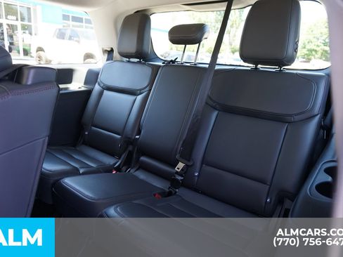 Used 2025 Ford Expedition Active AWD/4WD image 22