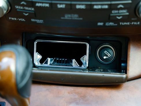 Used 2011 Lexus LS 460 4dr Sedan RWD image 48