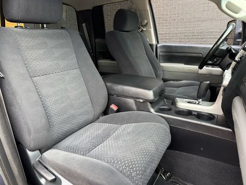 Used 2007 Toyota Tundra SR5 w/ TRD Off-Road Pkg AWD/4WD image 18