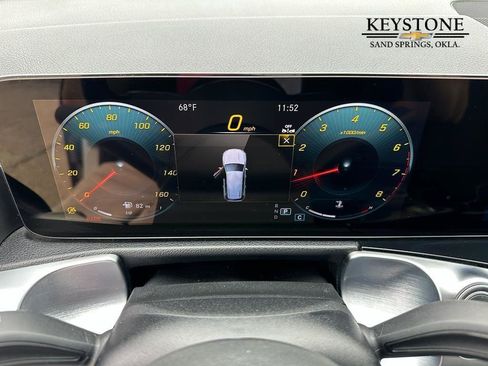 Used 2023 Mercedes-Benz GLB 250 image 12