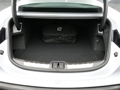 New 2026 Porsche Taycan image 16