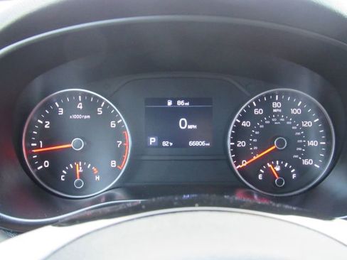 Used 2021 Kia Sportage S image 40