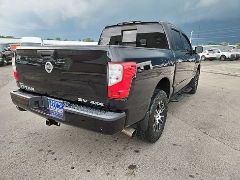 Used 2021 Nissan Titan SV w/ Accessory Utility Package AWD/4WD image 5