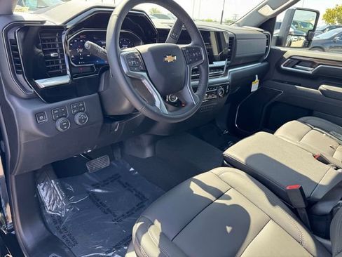 New 2026 Chevrolet Silverado 3500 LT w/ All Star Edition AWD/4WD image 13