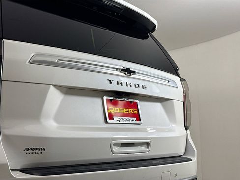 Used 2021 Chevrolet Tahoe High Country w/ Premium Package image 28
