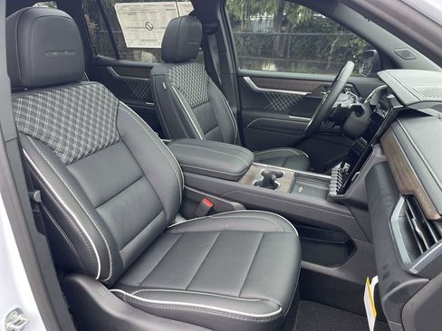 New 2026 GMC Acadia Denali w/ Super Cruise Package image 64