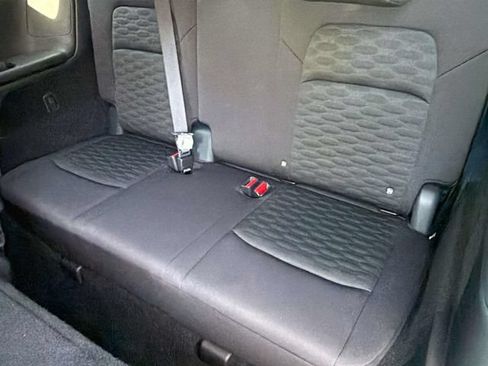 Certified 2024 Nissan Pathfinder SV FWD image 10