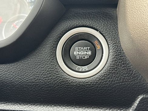 Used 2024 RAM 2500 Laramie image 22