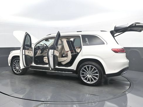 Used 2022 Mercedes-Benz GLS 450 4MATIC image 50