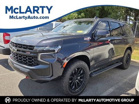 Used 2023 Chevrolet Tahoe Z71 w/ Luxury Package AWD/4WD image 1