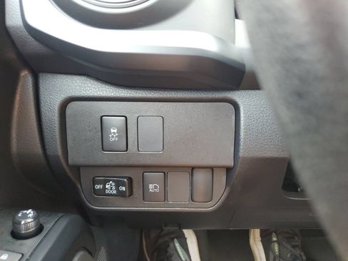 Certified 2023 Toyota Tacoma SR AWD/4WD image 22