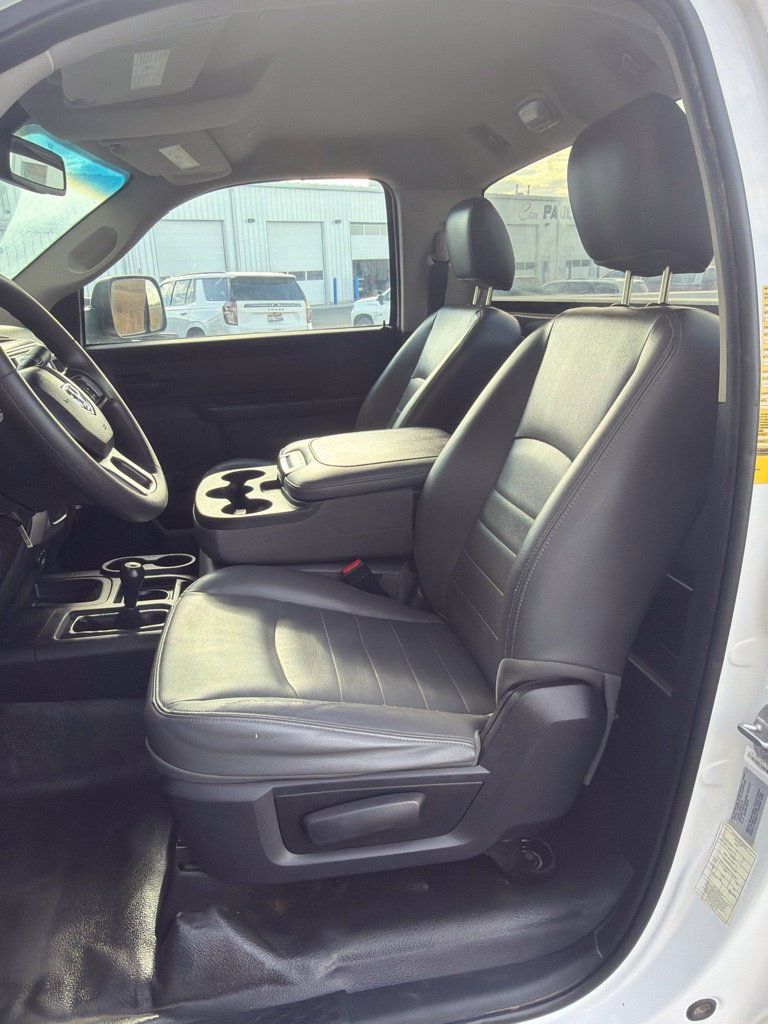 Used 2017 RAM 3500 Tradesman AWD/4WD image 36