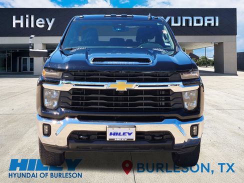 Used 2024 Chevrolet Silverado 2500 LT w/ Texas Edition image 7