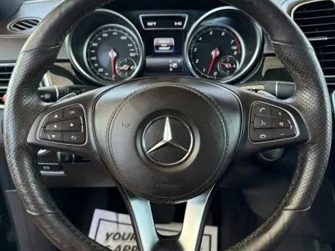 Used 2018 Mercedes-Benz GLS 450 4MATIC w/ Premium Package image 28