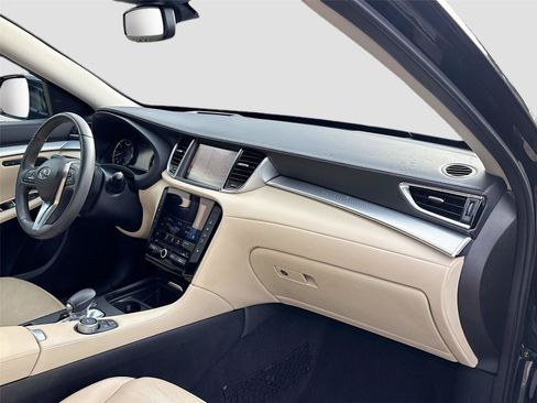 Used 2019 INFINITI QX50 Essential w/ Proactive Package FWD image 31