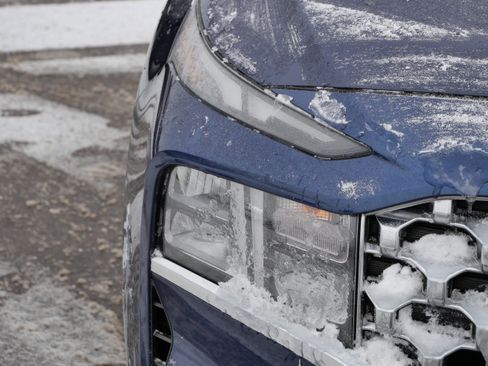 Certified 2023 Hyundai Santa Fe SEL w/ Premium Package image 16