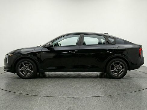 Used 2025 Kia K4 FWD image 4