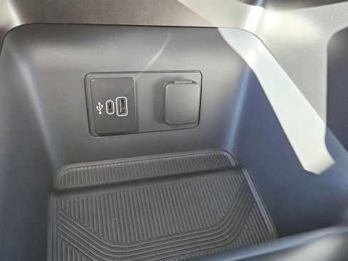 New 2026 Ford Explorer Active w/ Active Comfort Package image 16