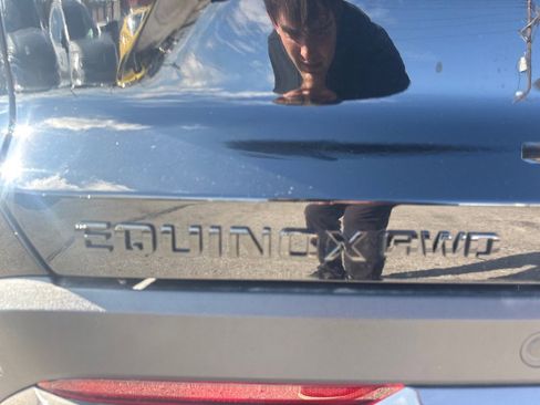 Used 2025 Chevrolet Equinox ACTIV w/ Safety and Technology Package image 10