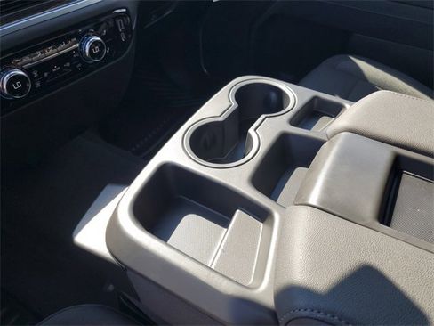 New 2026 GMC Sierra 1500 SLE w/ X31 Off-Road Package image 18