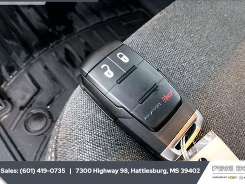 Used 2023 RAM 2500 Tradesman w/ Safety Group image 9